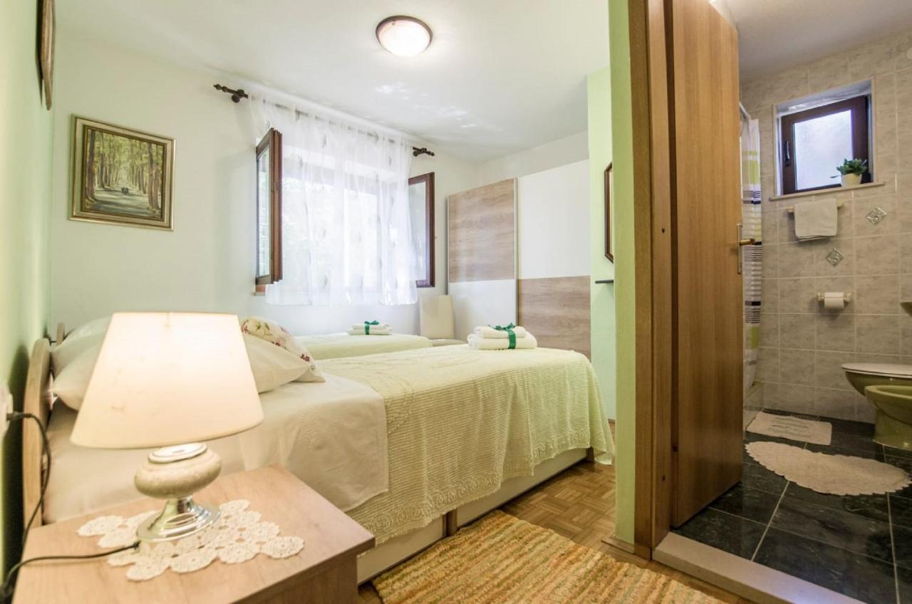 Holiday Home Villa Spilla Selca  Zewnętrze zdjęcie