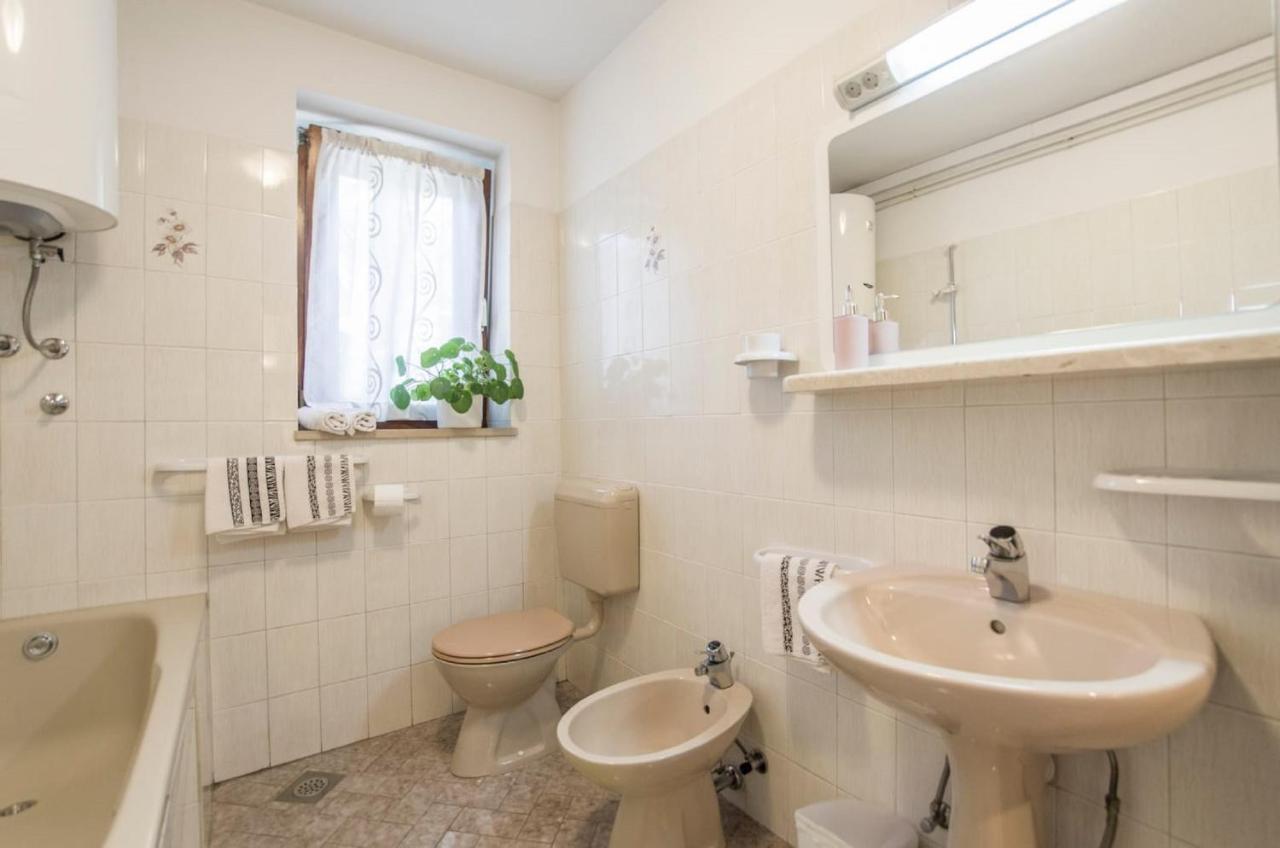 Holiday Home Villa Spilla Selca  Zewnętrze zdjęcie